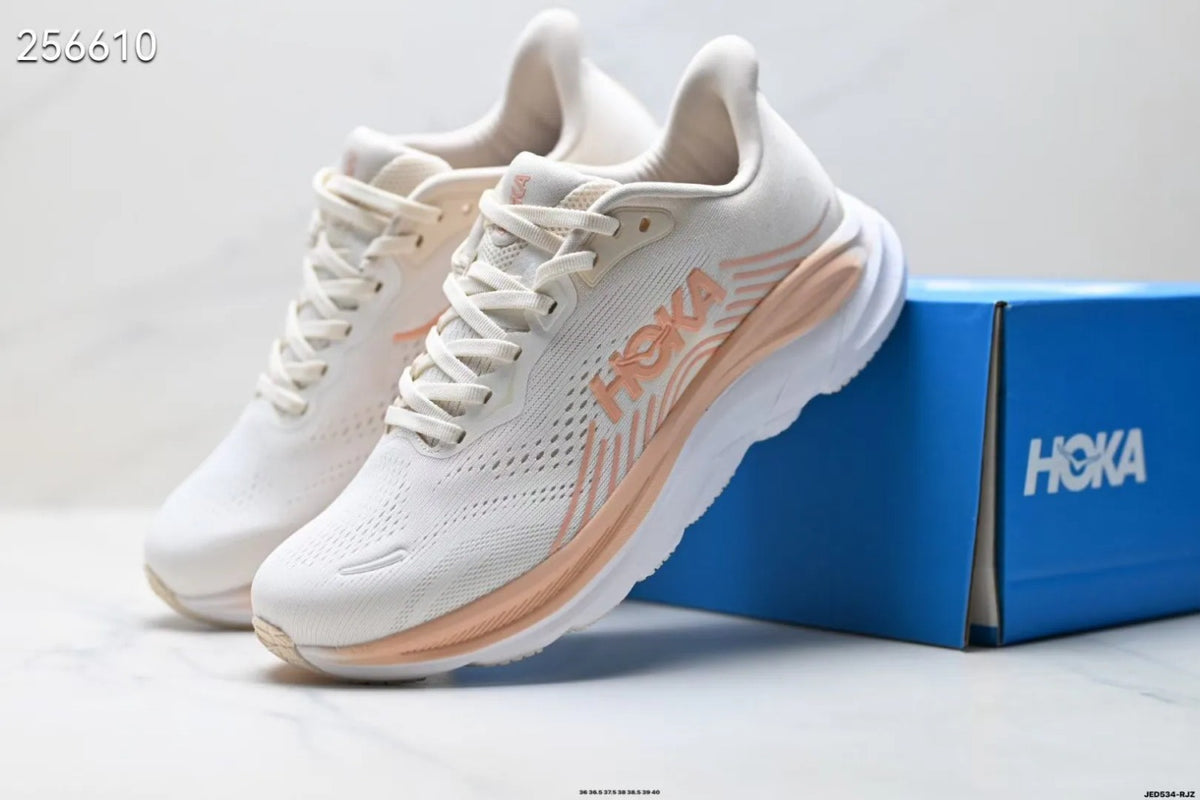 HOKA Sneakers