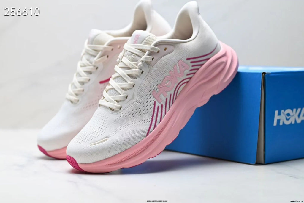 HOKA Sneakers