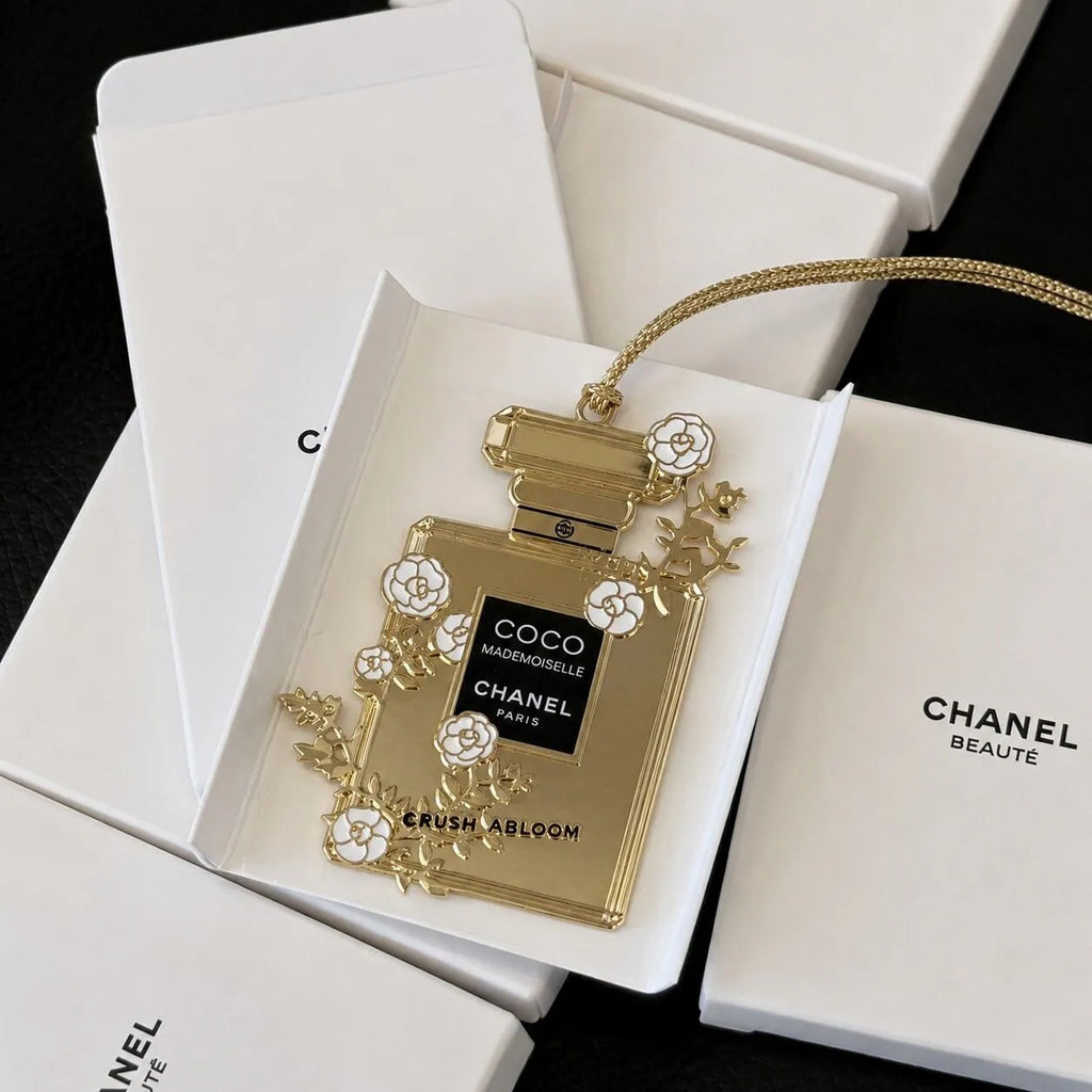 Chanel  pendant